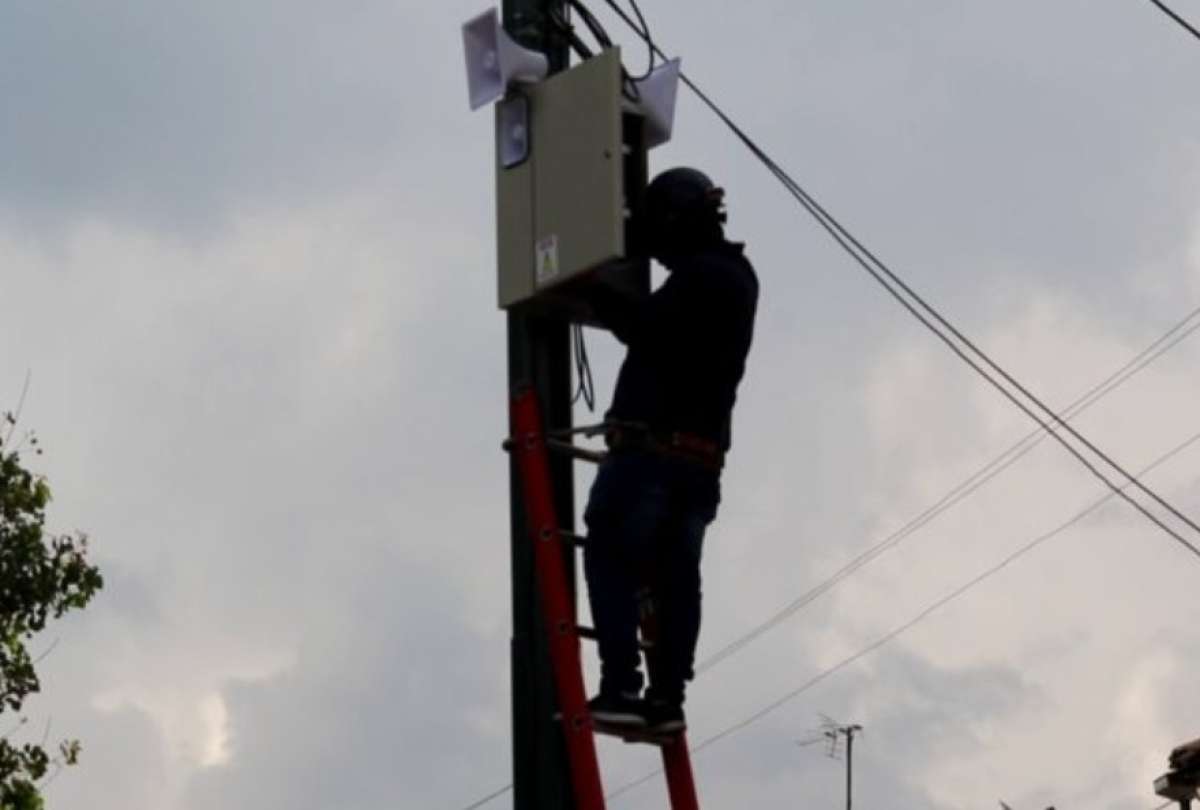 Empieza la instalaci&oacute;n de 557 nuevas alarmas comunitarias en el Distrito Metropolitano de Quito