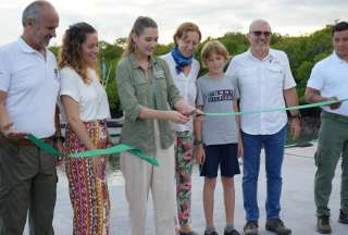 La isla Santa Cruz cuenta con un nuevo muelle