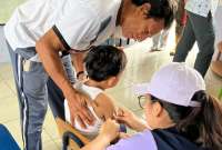 1 mill&oacute;n 600 mil ni&ntilde;os fueron vacunados contra poliomielitis, sarampi&oacute;n y rubeola en dos semanas