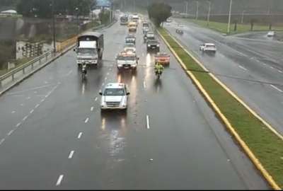 En lluvias, la velocidad m&aacute;xima en la Sim&oacute;n Bol&iacute;var ser&aacute; de 50 km/h.