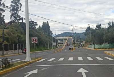 Se colocará la señalización en el nuevo intercambiador de la Autopista General Rumiñahui.