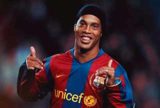 Ronaldinho estar&aacute; en Quito para torneo de f&uacute;tbol - tenis