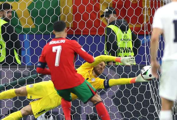 Cristiano Ronaldo fall&oacute; un penal en los suplementarios