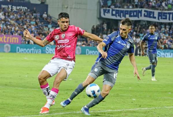 La ficha de Kendry P&aacute;ez pertenece al Chelsea