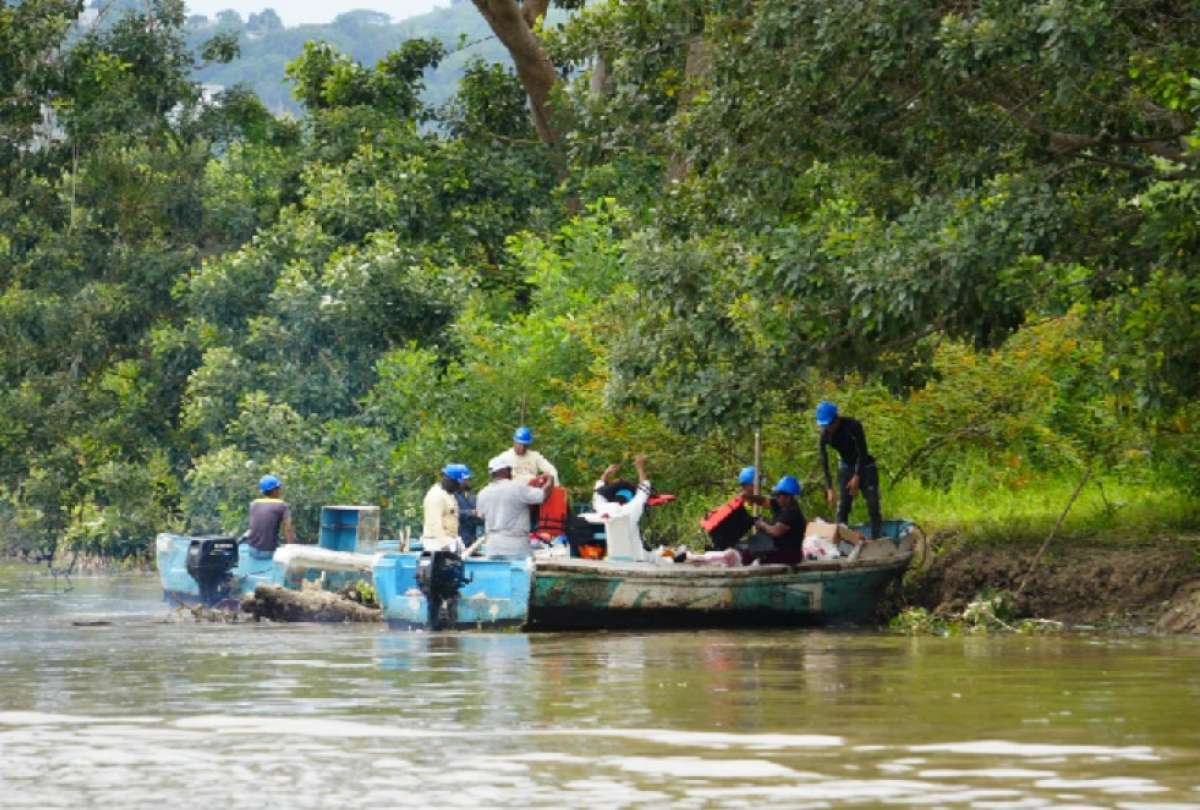Los trabajos se cumplen desde el primer día de la emergencia