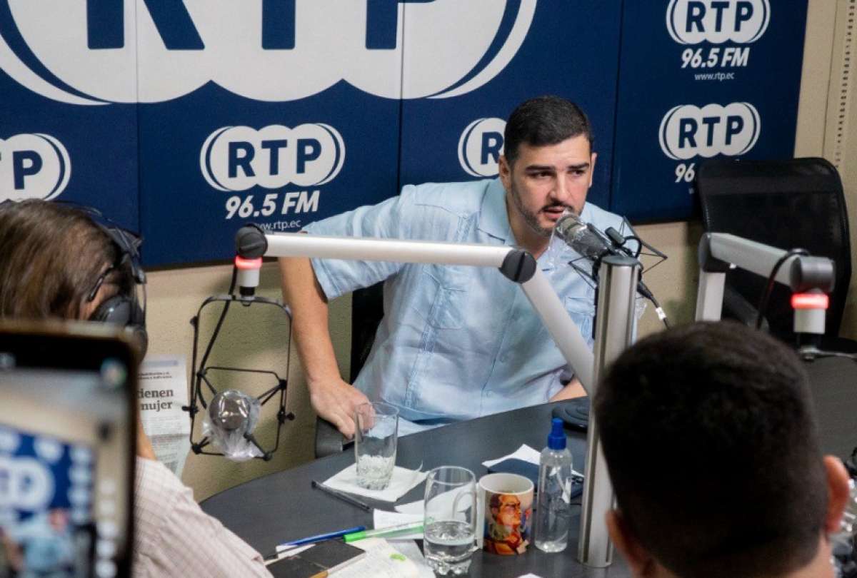 El alcalde Aquiles Alvarez detalló medidas de seguridad para la ciudad. 