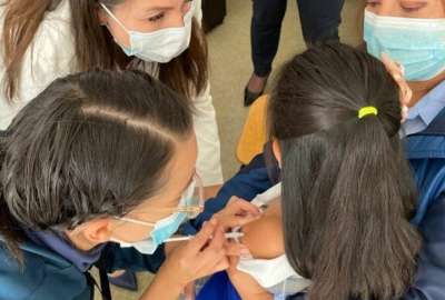 &iquest;A qu&eacute; edad se aplica la vacuna contra la tosferina?