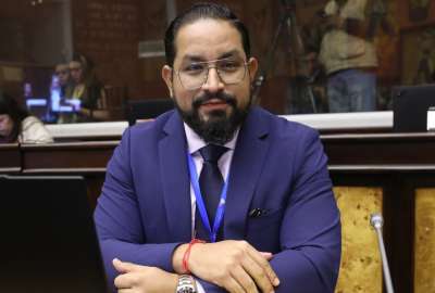 Sergio Pe&ntilde;a: &ldquo;La Revoluci&oacute;n Ciudadana quiere levantamanos, no gente que piense&rdquo;