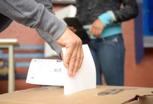 Cuarenta y ocho (48) horas antes del día de los comicios y hasta las 17:00 del día del sufragio queda prohibida la difusión de cualquier tipo de información o propaganda electoral (silencio electoral).  