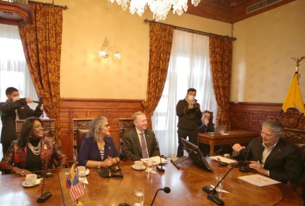 Delegaci&oacute;n de Congresistas estadounidenses visita Quito