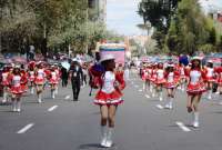 Por Fiestas de Quito se desarrolló los Desfiles de la Confraternidad en el norte y sur de la capital.
