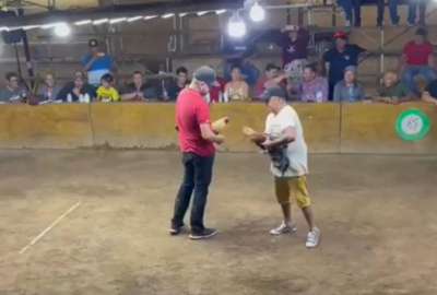 Gallo de pelea atac&oacute; a su due&ntilde;o en M&eacute;xico