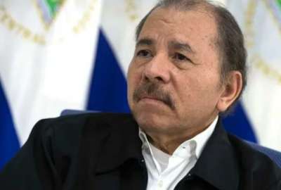 Presidente de Nicaragua llam&oacute; "perrito faldero" a su par de Chile