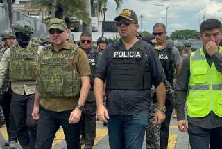 Gobierno refuerza controles en puertos para combatir al crimen organizado
