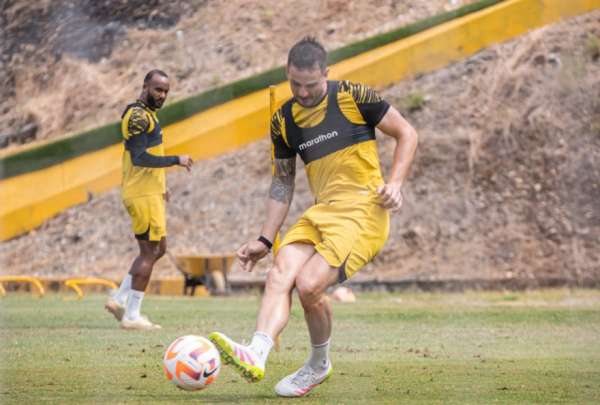 Rescalvo dej&oacute; sin d&iacute;as libres a los jugadores de Barcelona Sporting Club