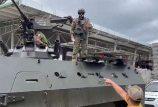 Ecuador: Contin&uacute;an los gestos de apoyo hacia las Fuerzas Armadas y Polic&iacute;a Nacional
