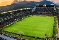Liga busca entrenador con miras a la Libertadores y la búsqueda del tricampeonato