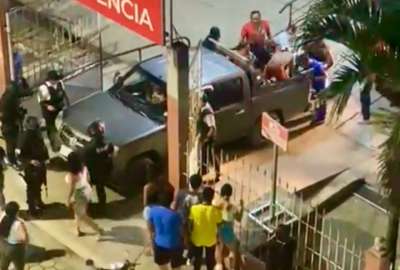 Tres personas fallecieron y otras cinco resultaron heridas, tras el ataque en Camilo Ponce Enr&iacute;quez.