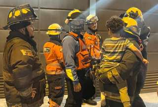 Ni&ntilde;o de cinco a&ntilde;os fue rescatado por bomberos en Guayaquil