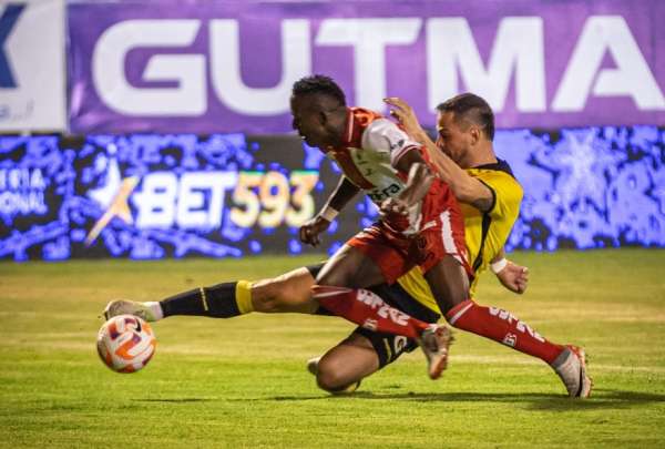 Octavio Rivero anot&oacute; el gol de Barcelona