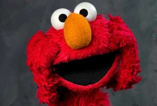 Hackean cuenta de Elmo en X y publica mensajes antisemitas y ataques a Trump!