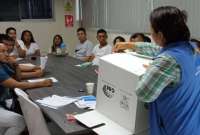 El Consejo Nacional Electoral señaló que los miembros de mesa de elecciones pasadas cobrarán sus compensaciones hasta el 30 de agosto de 2024.