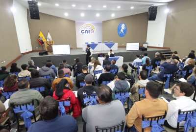 El CNE cumpli&oacute; con la capacitaci&oacute;n