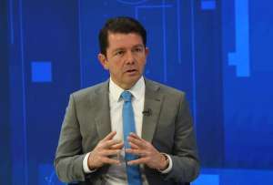 El ministro Francisco Jim&eacute;nez tambi&eacute;n dijo que se intent&oacute; derrocar al Gobierno Nacional con el pirateo del sistema de votaci&oacute;n en la Asamblea Nacional.