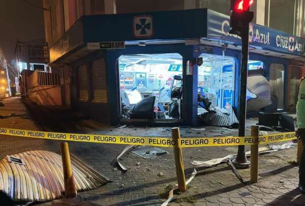La Polic&iacute;a hab&iacute;a detenido a cinco sospechosos tras la explosi&oacute;n en un cajero en Llano Grande.