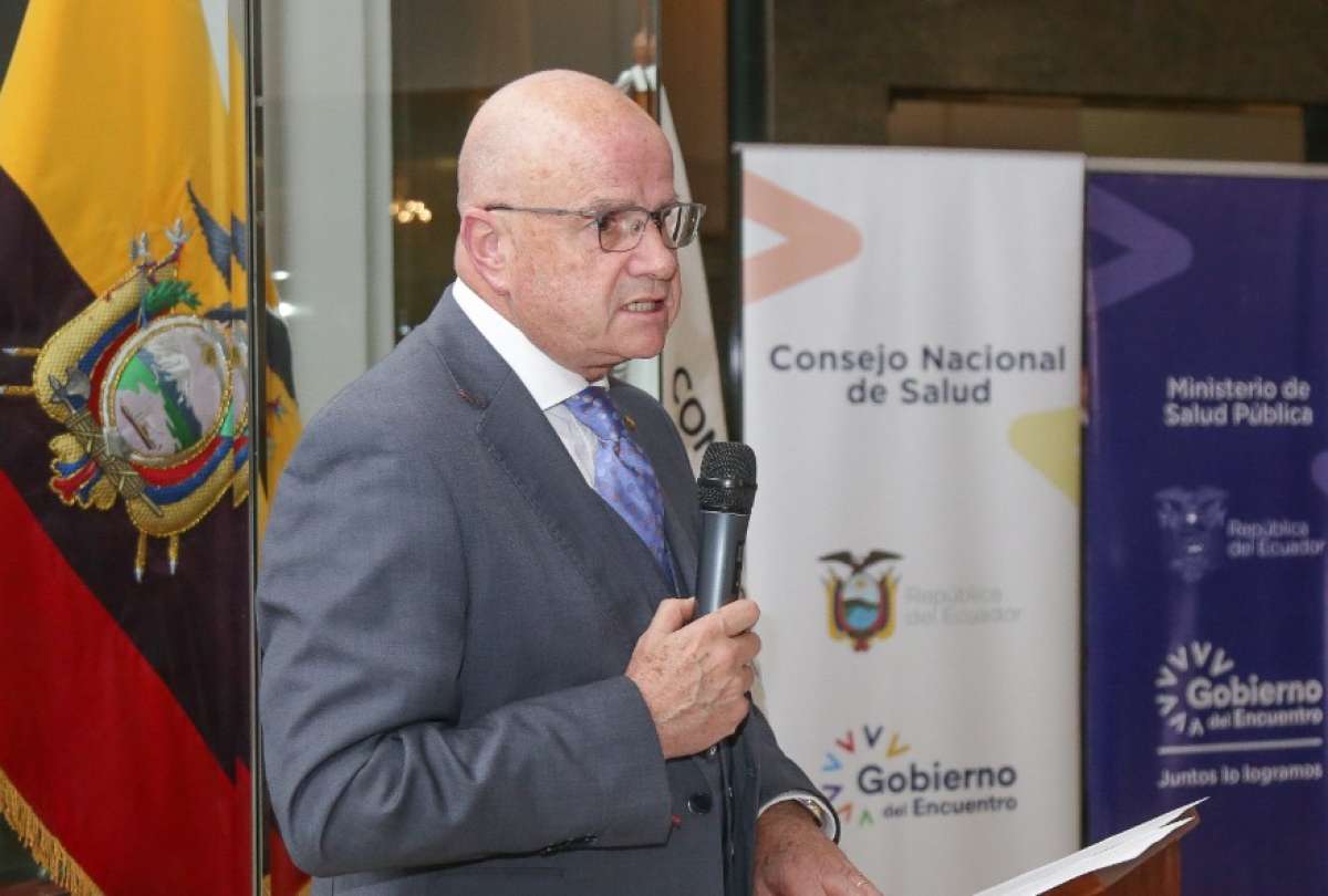 El vicepresidente Alfredo Borrero dio positivo en una prueba de covid-19 a su regreso de Qatar.