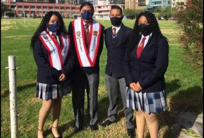Alumnos del colegio Municipal Sebasti&aacute;n de Benalc&aacute;zar, durante la graduaci&oacute;n en el 2021