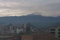  En los &uacute;ltimos d&iacute;as, informaci&oacute;n falsa caus&oacute; alarma entre la poblaci&oacute;n al asegurar que un terremoto ocurrir&iacute;a si el volc&aacute;n Nevado del Ruiz haga erupci&oacute;n.