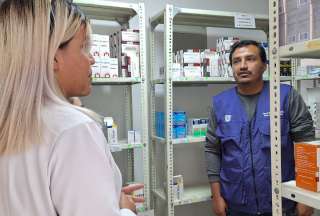 Quito: Detectan m&aacute;s de 200 medicamentos irregulares y caducados