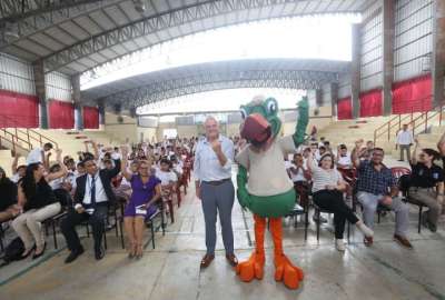 Vicepresidente habl&oacute; con la poblaci&oacute;n de Guayaquil sobre c&oacute;mo llevar una vida saludable
