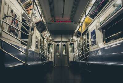 Heridos se reportan en Nueva York por tiroteo en estaci&oacute;n del Metro