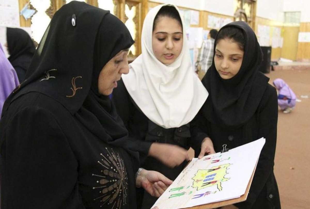 Gobierno talib&aacute;n prohibi&oacute; a las mujeres el acceso a la educaci&oacute;n