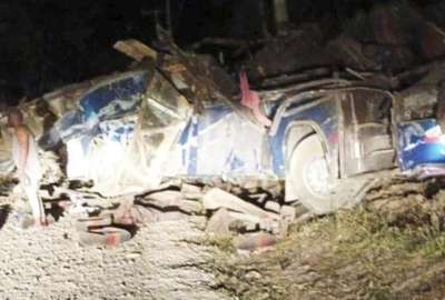 Bus que transportaba migrantes en Panam&aacute; cay&oacute; por un barranco; se reportan al menos 33 muertos
