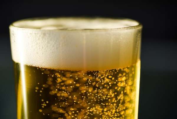 No se podr&aacute; beber cerveza en los estadios del Mundial de Qatar 2022