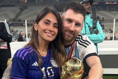 Lionel Messi festej&oacute; con Antonela Roccuzzo luego de quedar campe&oacute;n del mundo