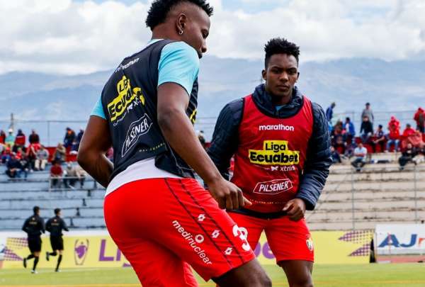 La directiva de El Nacional eligi&oacute; a P&eacute;rez como el t&eacute;cnico