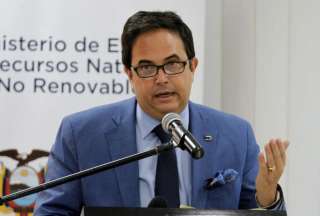 Ministro de Energ&iacute;a y Minas denuncia que quieren afectar la imagen y reputaci&oacute;n del Gobierno