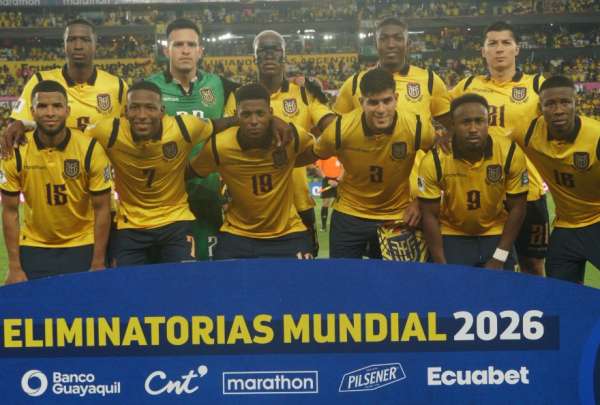 La selecci&oacute;n ecuatoriana arrib&oacute; a Lima la noche del lunes. Hoy enfrentar&aacute; a Per&uacute;, en un partido clave de Eliminatorias rumbo al Mundial 2026.