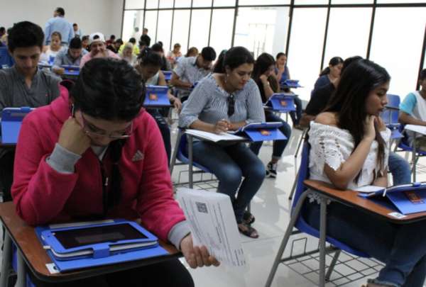 Test de admisi&oacute;n para institutos superiores y universidades