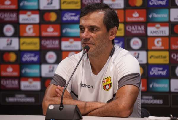 Fabi&aacute;n Bustos habl&oacute; sobre el partido entre Barcelona y Universitario de Deportes