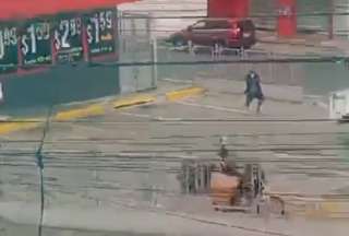 Balacera en Guayaquil tras robo a local comercial