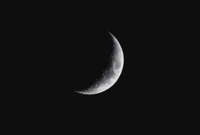 Descubiertos pozos y cuevas en la Luna t&eacute;rmicamente estables