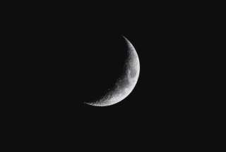 Descubiertos pozos y cuevas en la Luna t&eacute;rmicamente estables