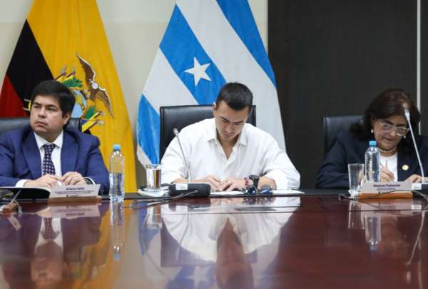 Consulta Popular, Plan Fénix y caso Metástasis, temas abordados por el presidente Daniel Noboa, en Durán.