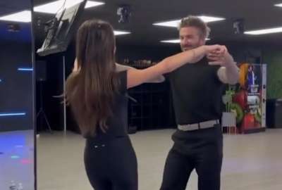 Furor en redes sociales por los Beckham bailando salsa
