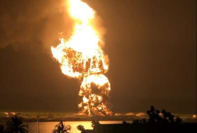 Cuba: Un segundo tanque de petr&oacute;leo colapsa tras dos d&iacute;as de incendios